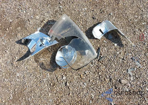 2005 Ford F-150 Stx/Xl/Xlt z USA, uszkodzony, nr VIN 1FTRF12235NB65870